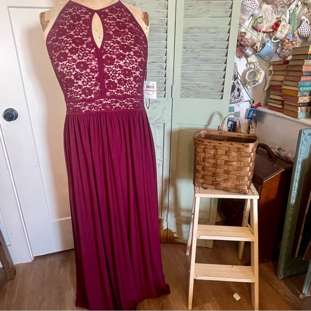 Women’s Merlot Formal Gown Dress Sequined Floor Lenghth